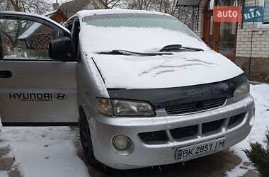 Грузопассажирский фургон Hyundai H 100 1998 в Ратным