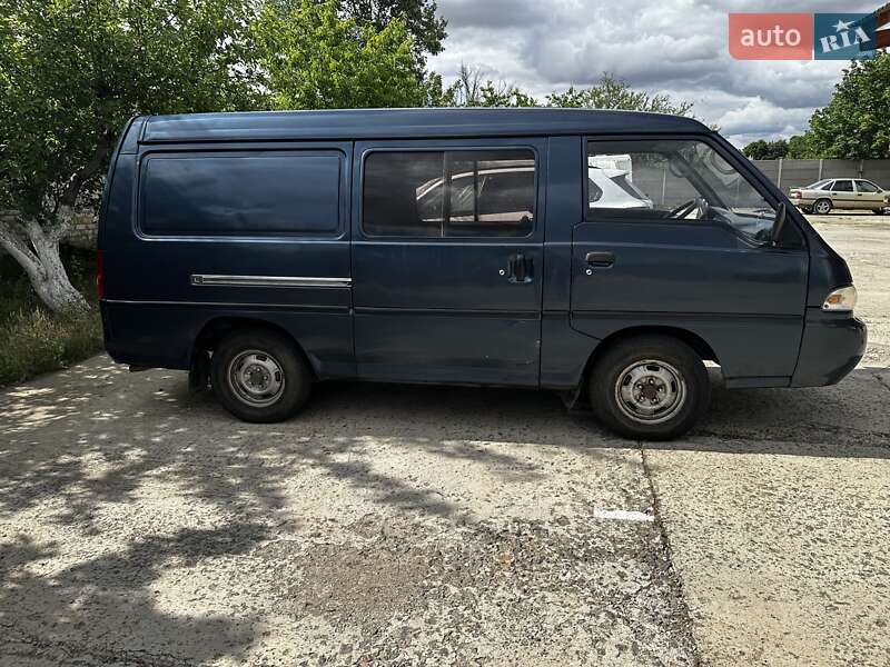 Минивэн Hyundai H 100 1999 в Теплодаре
