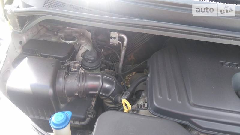 Мінівен Hyundai H-1 2009 в Одесі