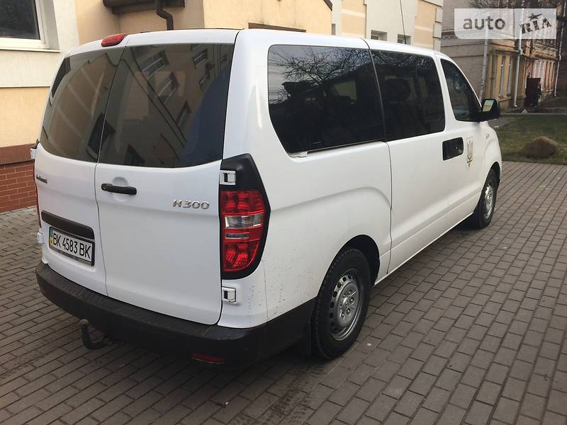 Минивэн Hyundai H-1 2008 в Ровно