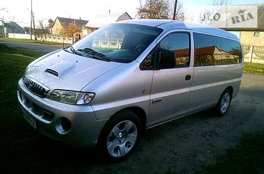 Грузопассажирский фургон Hyundai H-1 2006 в Млинове