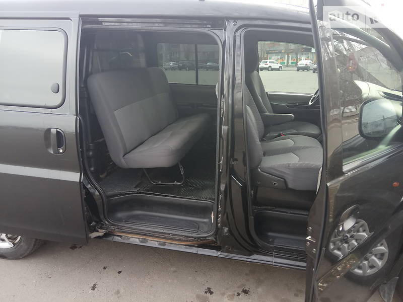 Мінівен Hyundai H-1 2005 в Миколаєві