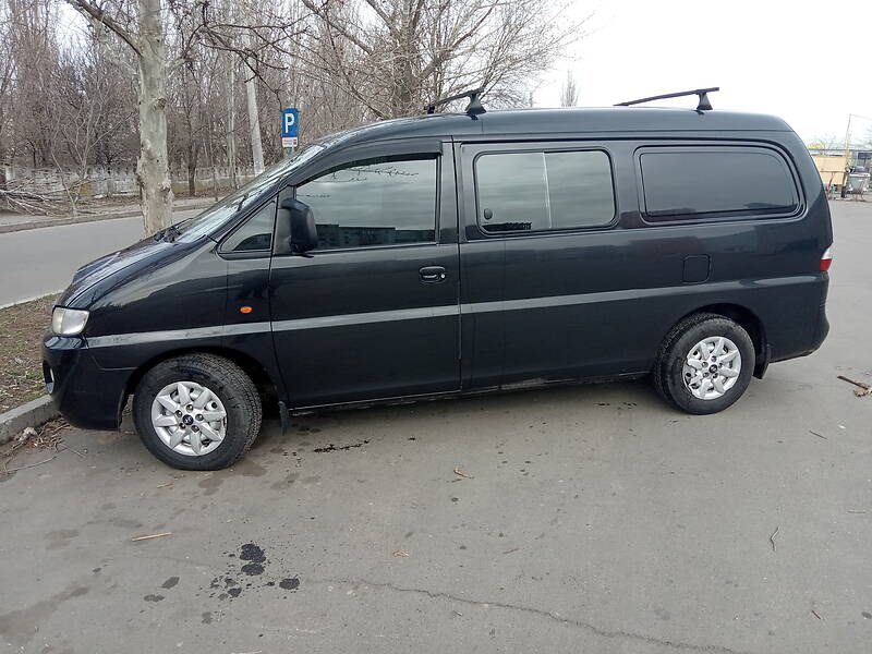 Мінівен Hyundai H-1 2005 в Миколаєві