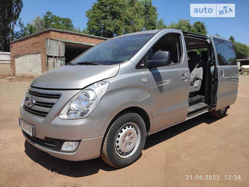 Мінівен Hyundai H-1 2015 в Кривому Розі