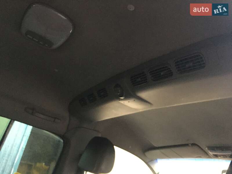 Минивэн Hyundai H-1 2001 в Остроге фото 8 Минивэн Hyundai H-1 2001 в Остроге