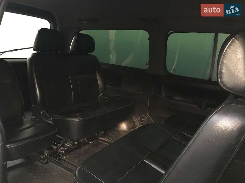 Минивэн Hyundai H-1 2001 в Остроге фото 9 Минивэн Hyundai H-1 2001 в Остроге