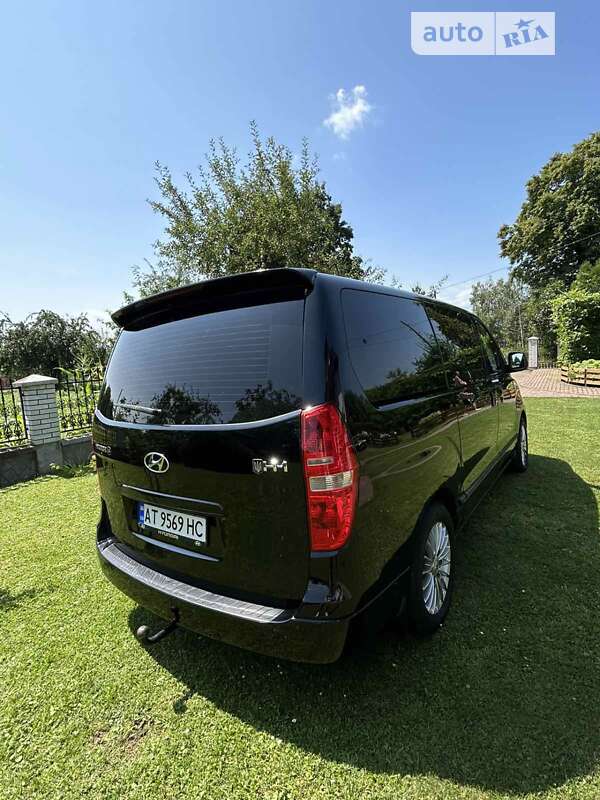 Мінівен Hyundai H-1 2012 в Коломиї