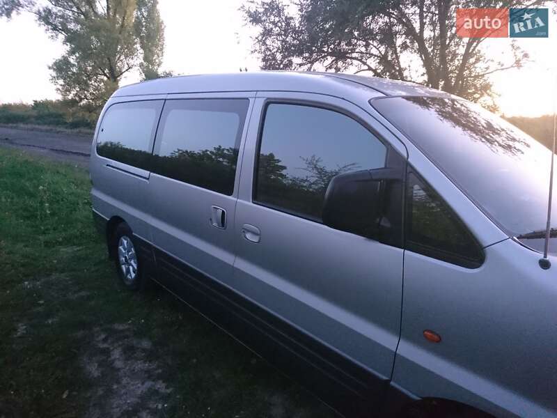 Минивэн Hyundai H-1 2006 в Кривом Роге