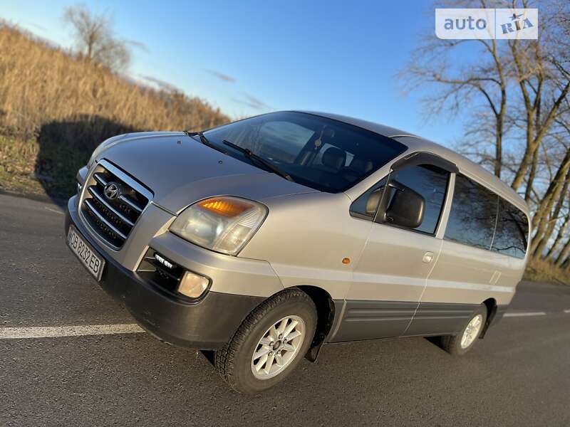 Минивэн Hyundai H-1 2006 в Мене