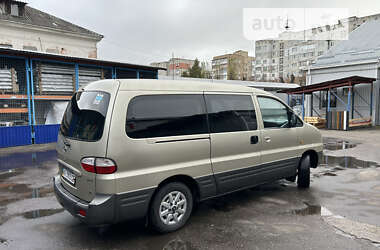 Минивэн Hyundai H-1 2007 в 
