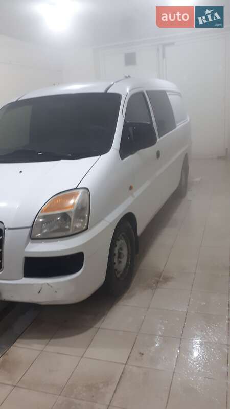 Минивэн Hyundai H-1 2007 в Одессе