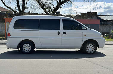 Мінівен Hyundai H-1 2003 в Одесі