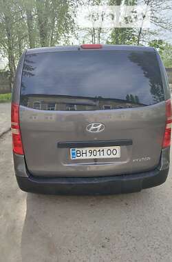 Минивэн Hyundai H-1 2012 в Одессе
