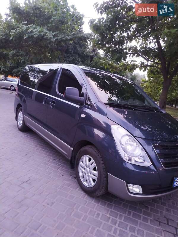 Мінівен Hyundai H-1 2016 в 