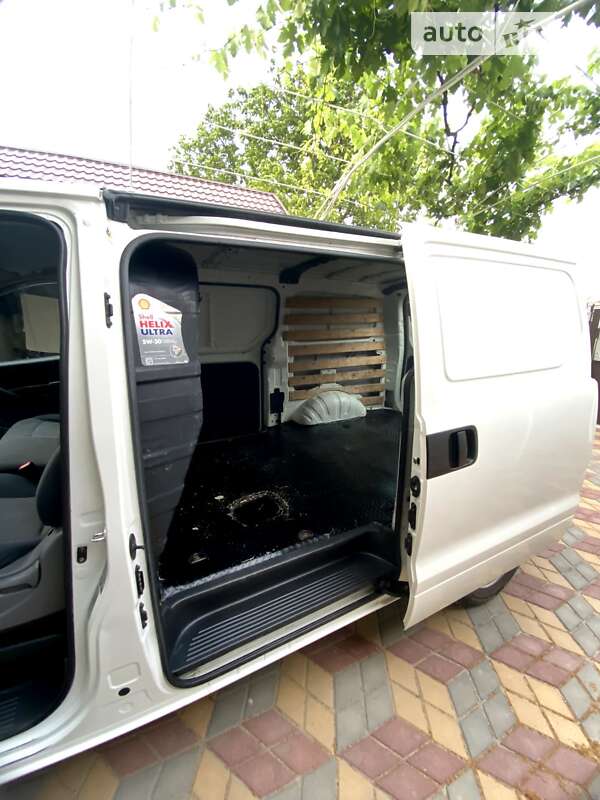 Грузовой фургон Hyundai H-1 2011 в Татарбунарах
