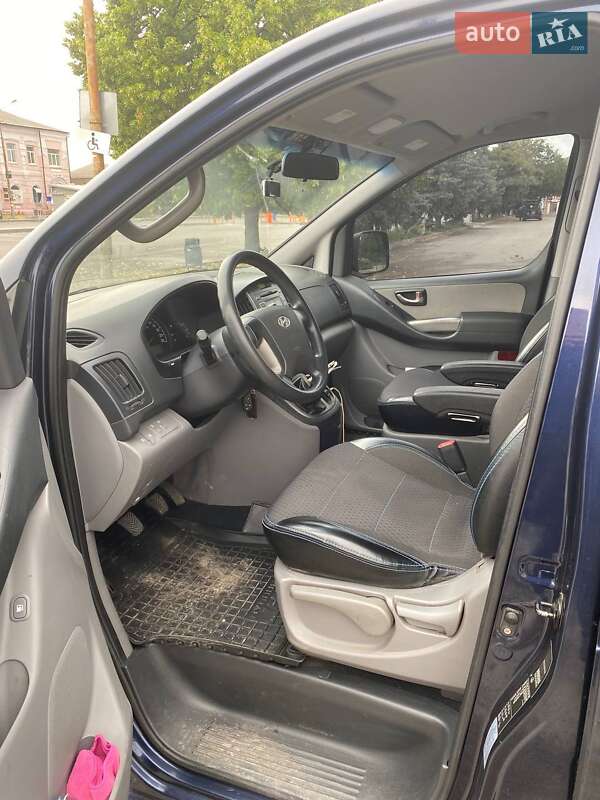 Мінівен Hyundai H-1 2008 в Новомосковську