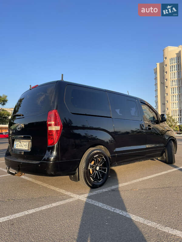 Мінівен Hyundai H-1 2012 в Миколаєві