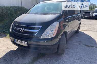 Мінівен Hyundai H-1 2008 в Києві