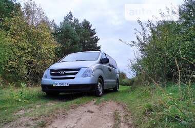 Мінівен Hyundai H-1 2008 в Рівному