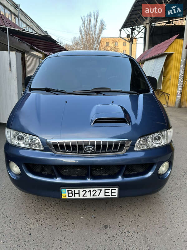 Минивэн Hyundai H-1 2005 в Одессе
