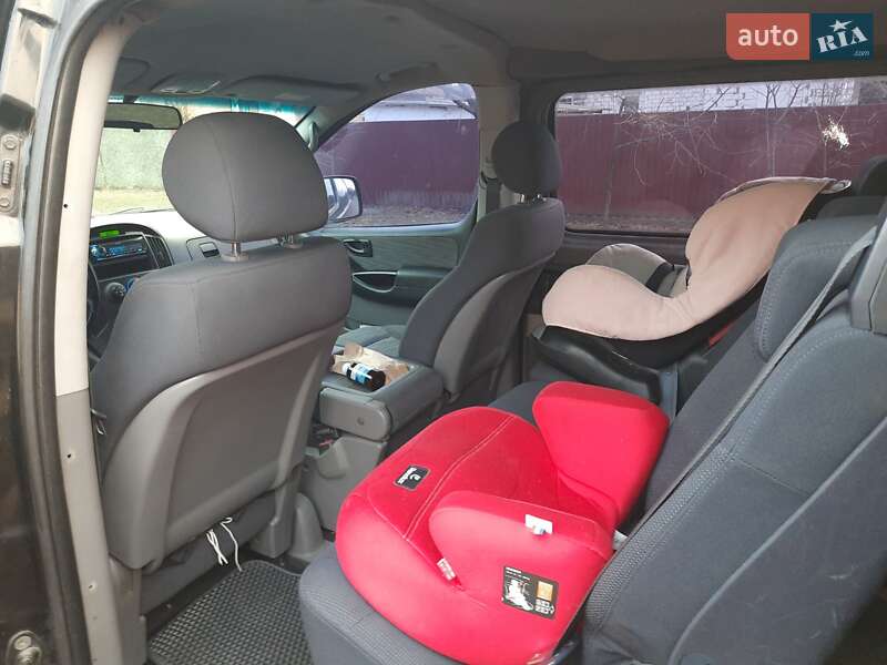 Минивэн Hyundai H-1 2008 в Киеве