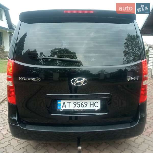 Мінівен Hyundai H-1 2012 в Коломиї