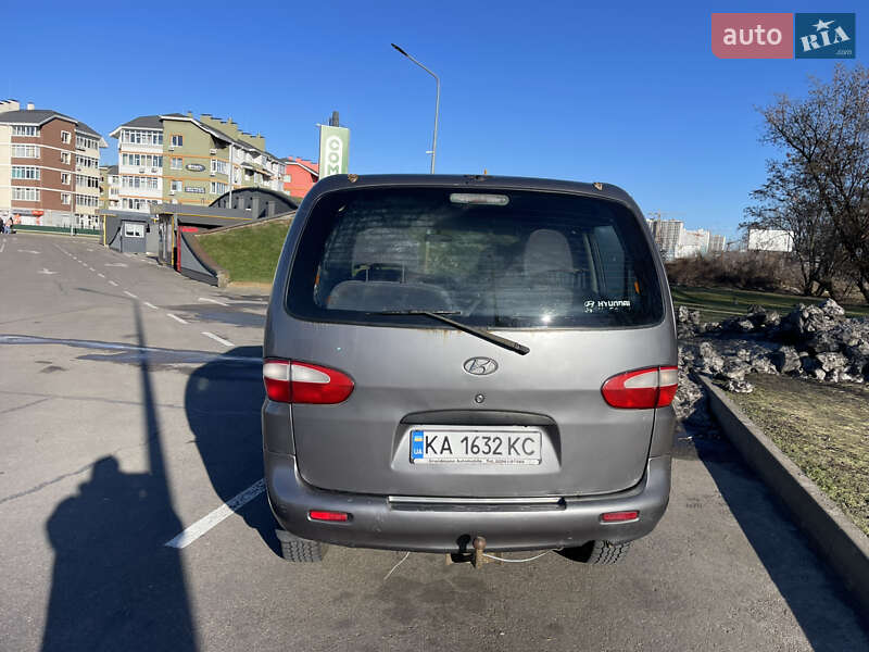 Минивэн Hyundai H-1 1999 в Киеве