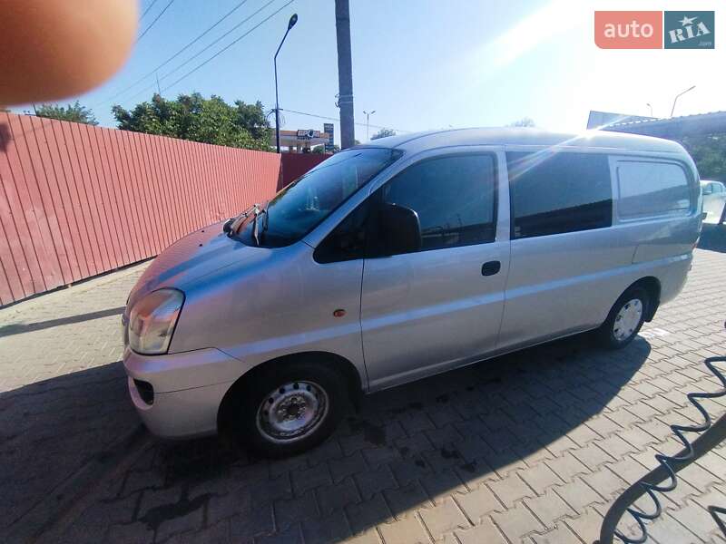 Минивэн Hyundai H-1 2007 в Одессе