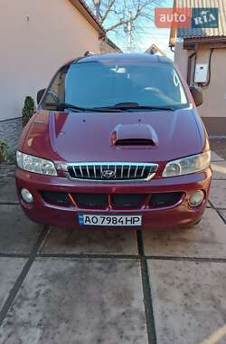 Мінівен Hyundai H-1 2006 в Хусті