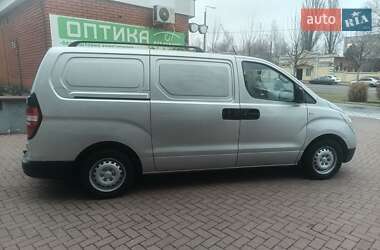 Грузовой фургон Hyundai H-1 2008 в Кременчуге