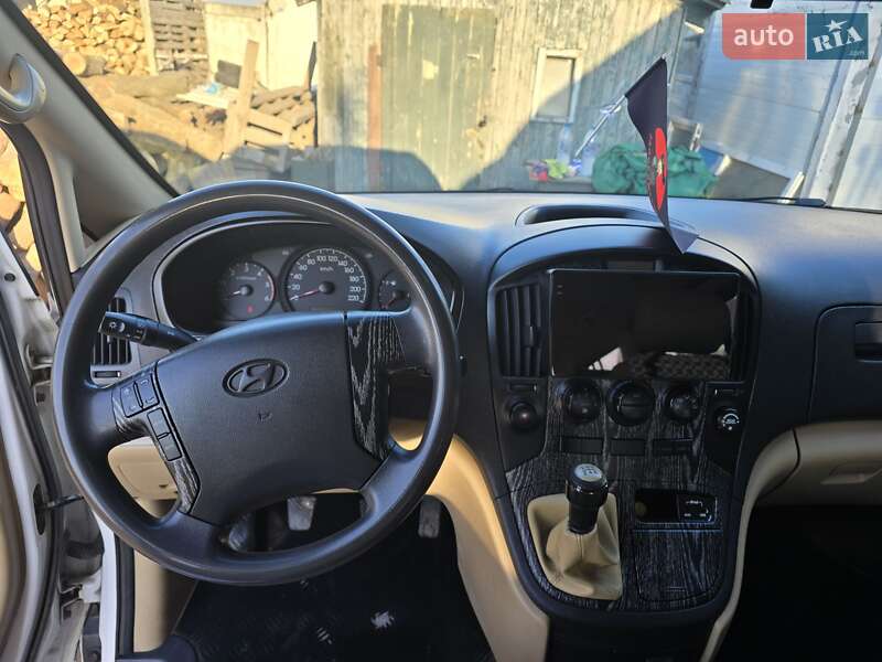 Минивэн Hyundai H-1 2012 в Одессе фото 23 Минивэн Hyundai H-1 2012 в Одессе