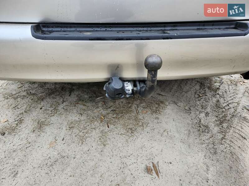 Грузовой фургон Hyundai H-1 2004 в Днепре