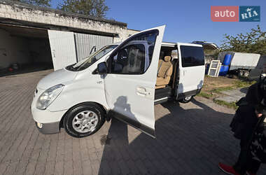 Мінівен Hyundai H-1 2013 в Дніпрі
