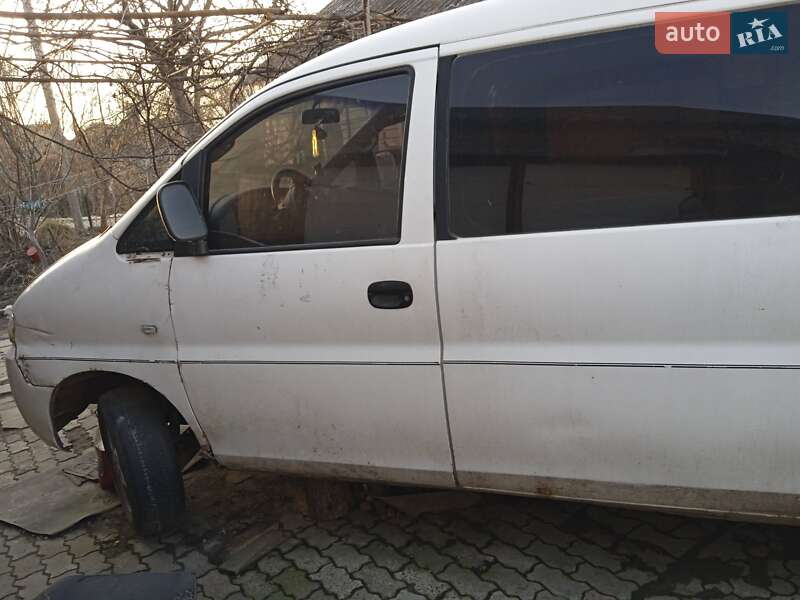 Минивэн Hyundai H-1 2000 в Ровно фото 5 Минивэн Hyundai H-1 2000 в Ровно