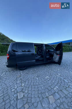 Минивэн Hyundai H-1 2008 в 