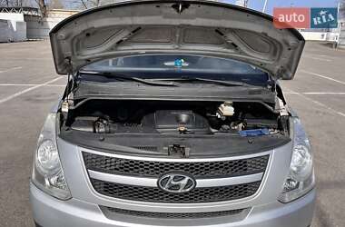 Грузовой фургон Hyundai H-1 2008 в 
