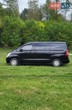 Минивэн Hyundai H-1 2011 в 
