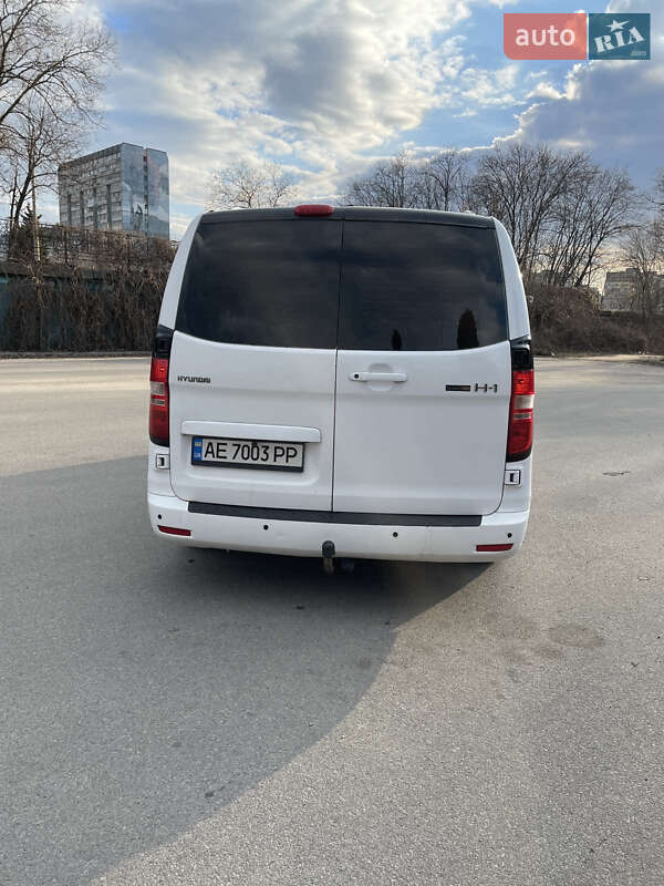 Мінівен Hyundai H-1 2008 в Дніпрі
