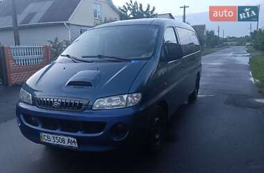 Минивэн Hyundai H-1 2005 в 