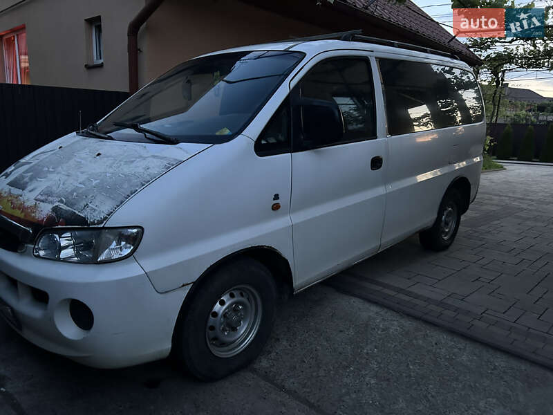 Минивэн Hyundai H-1 2000 в Хусте фото 5 Минивэн Hyundai H-1 2000 в Хусте