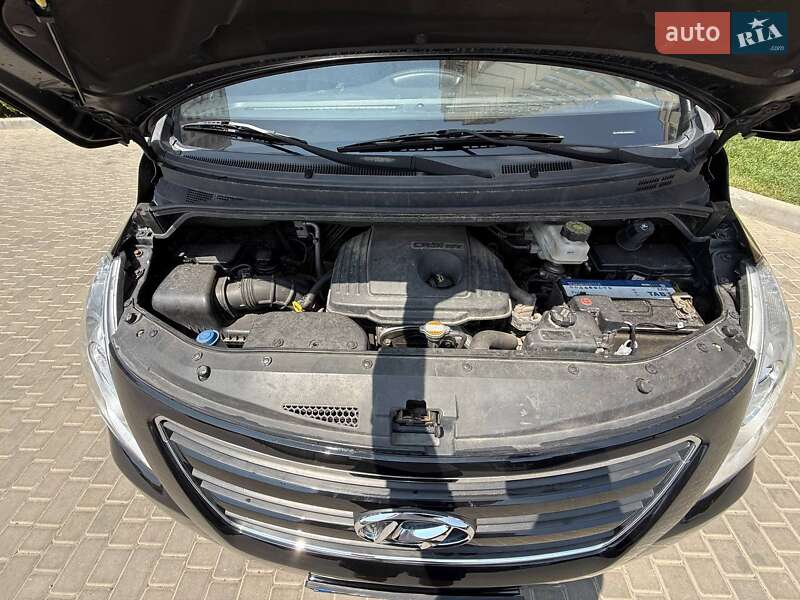 Грузовой фургон Hyundai H-1 2009 в Одессе