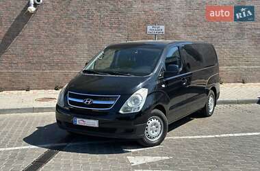 Мінівен Hyundai H-1 2011 в Одесі