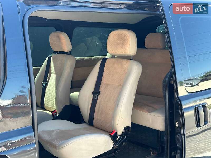 Мінівен Hyundai H-1 2011 в Одесі