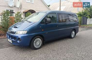 Минивэн Hyundai H-1 2005 в Новгород-Северском