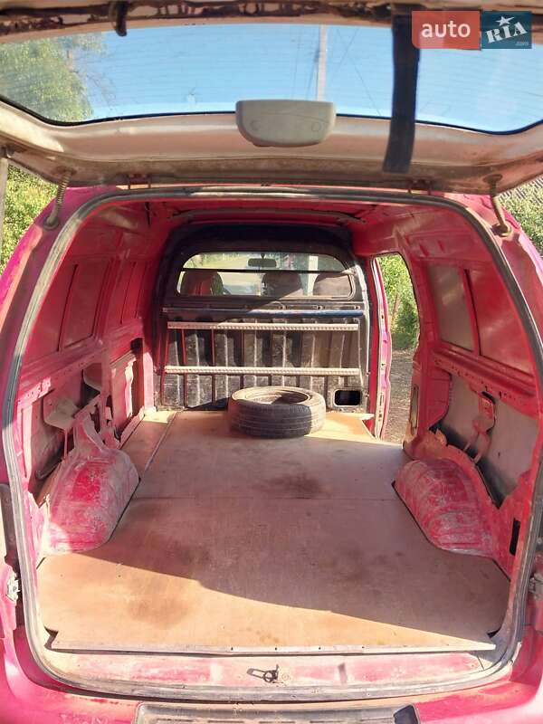 Мінівен Hyundai H-1 2005 в Коблевому