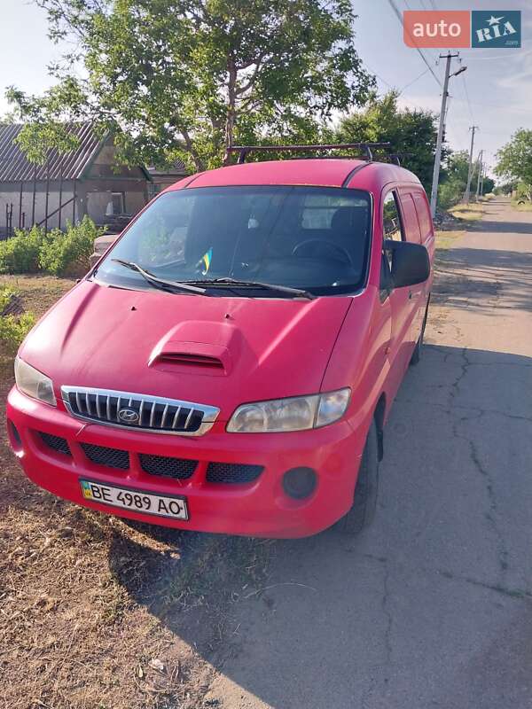 Мінівен Hyundai H-1 2005 в Коблевому