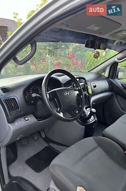 Мінівен Hyundai H-1 2008 в 