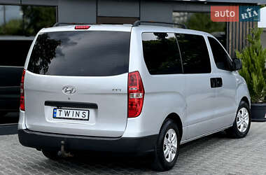 Минивэн Hyundai H-1 2008 в 
