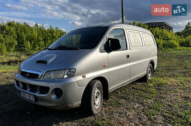 Мінівен Hyundai H-1 2004 в Сумах