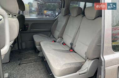 Мінівен Hyundai H-1 2010 в 